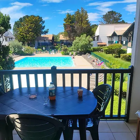 アパート Dans Pierre Et Avec Vue Sur Piscine Entre Et Golf