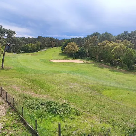 Dans Pierre Et Avec Vue Sur Piscine Entre Et Golf アパート モリエ・エマー